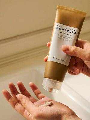 Skin1004 Madagascar Centella Ampoule Foam – Αφρός καθαρισμού με καταπραϋντικές ιδιότητες - 125 ml