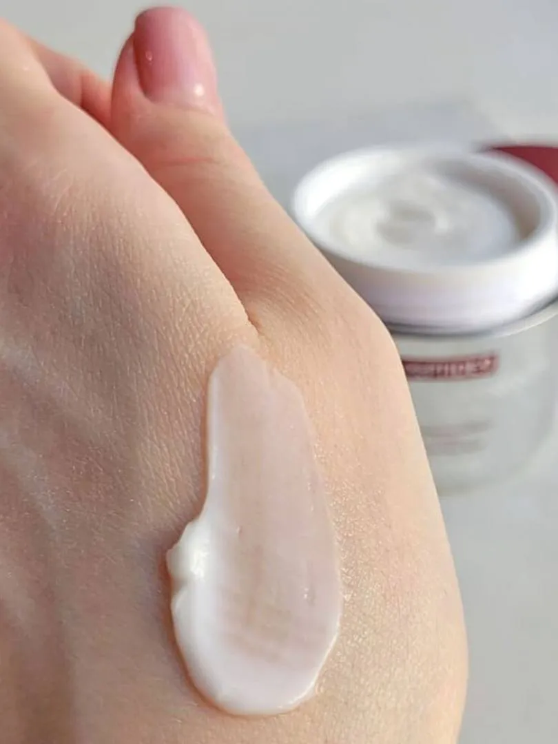 Medi-peel Volume & Tension Tox Cream Pro (Renewed Peptide 9 Volume Tox Cream) – Αντιγηραντική κρέμα με 9 πεπτίδια